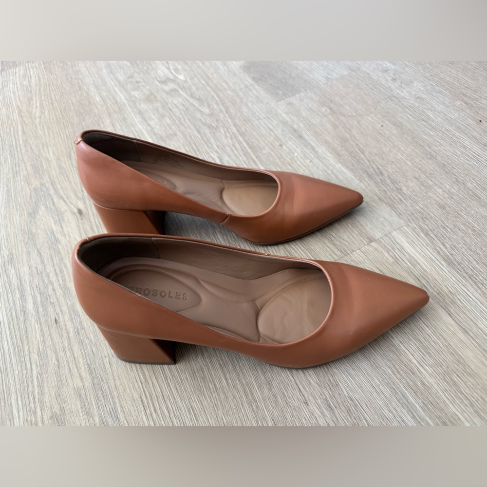 AEROSOLES Ivory Pumps in Tan - Picture 6 of 10